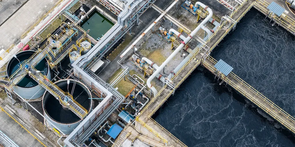 Contrôle ultrason de réservoirs hydrocarbures industriels pour détection corrosion, pertes d’épaisseur et anomalies structurelles réglementaires