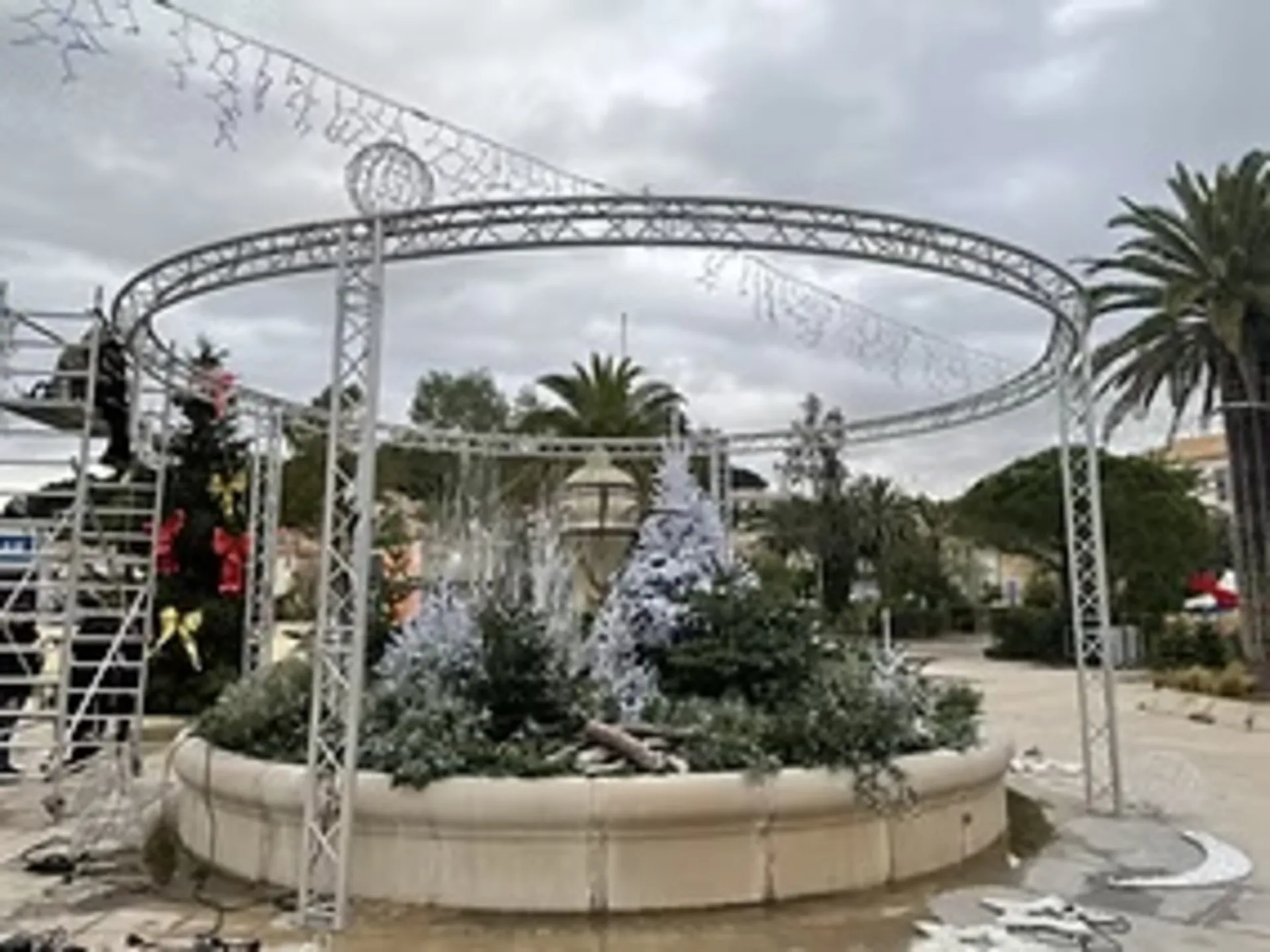 CERCLE STRUCTURE TRIO 8M HAUTEUR 4M