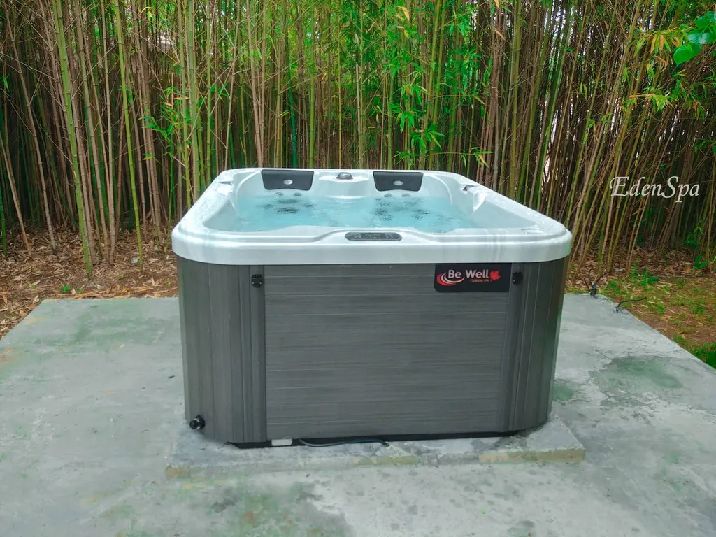 spa 3 places exterieur bambous marseille