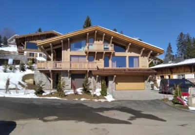 Réalisation d'un chalet bois contemporain sur mesure à Combloux en Haute-Savoie avec vue magnifique sur le Mont-Blanc