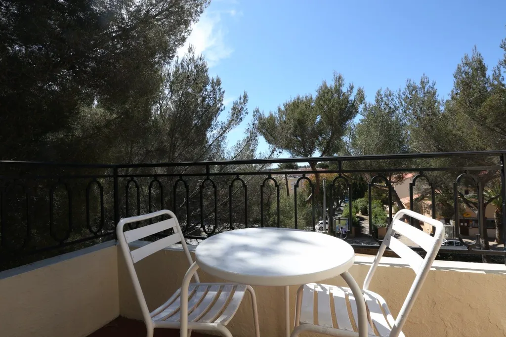 HDLP Ch. Tradition Sud n°25 et 31 Terrasse exposition Sud. Bormes Les Mimosas.