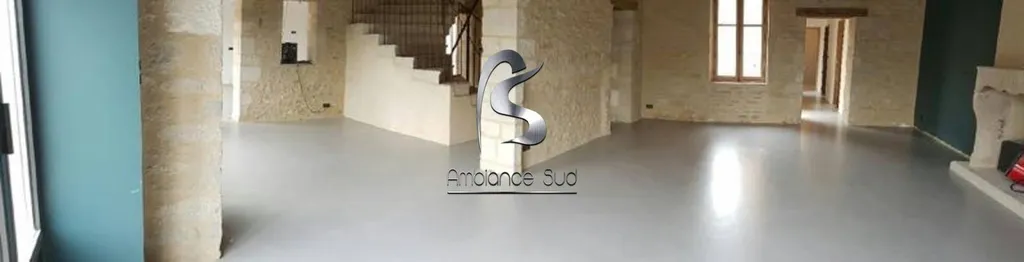 SOL DECORATIF EN BETON CIRE TALOCHE A DIJON