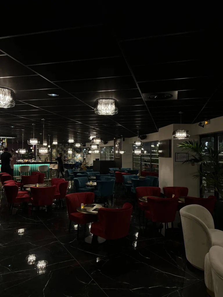 Installation Sonorisation Le Five La Garde Var 83