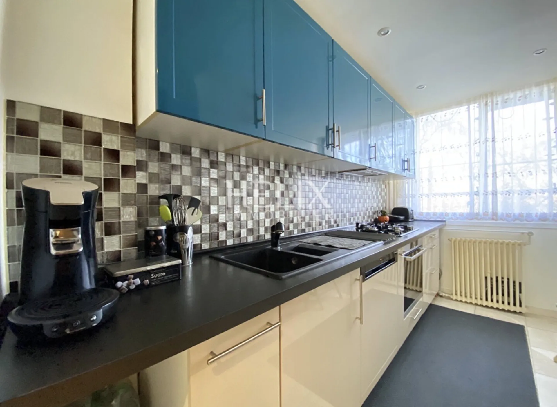 Cuisine indépendante aménagée et équipée 