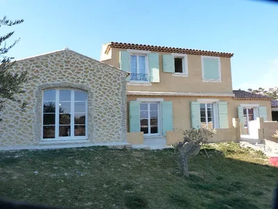 Maison total en crépi à Hyères