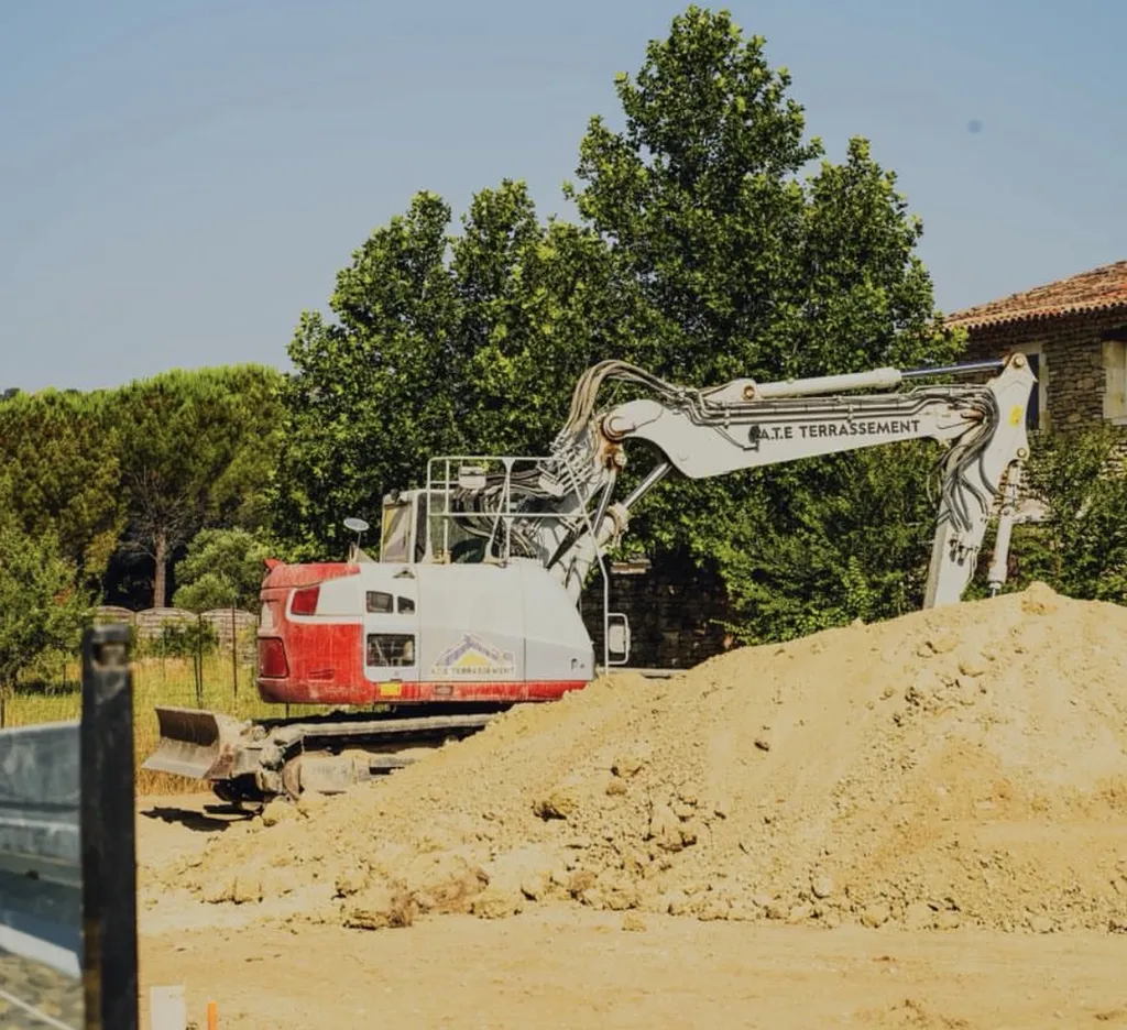 Entreprise de terrassement à Gordes Luberon et Vaucluse, et d'aménagement extérieur