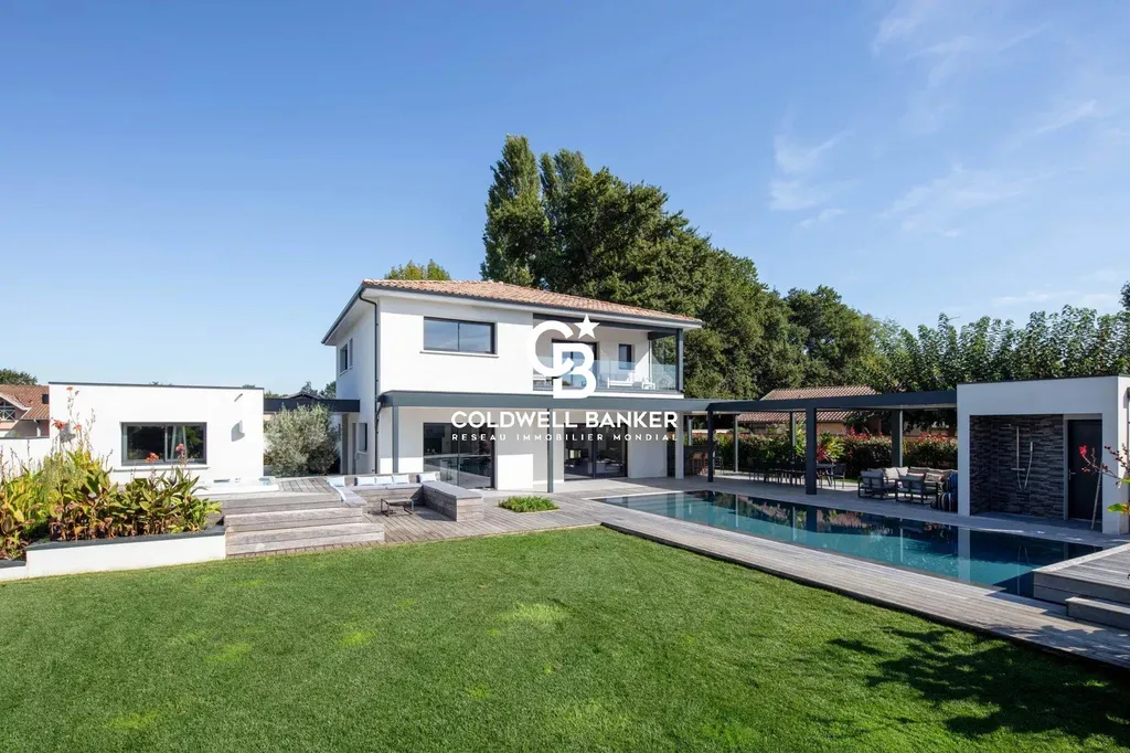 Maison à vendre à Tosse – contemporaine aux prestations haut de gamme