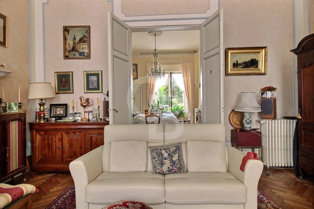 Achat belle maison bourgeoise en pierre avec jardin et parking 6 chambres BORDEAUX PROCHE JARDIN PUBLIC