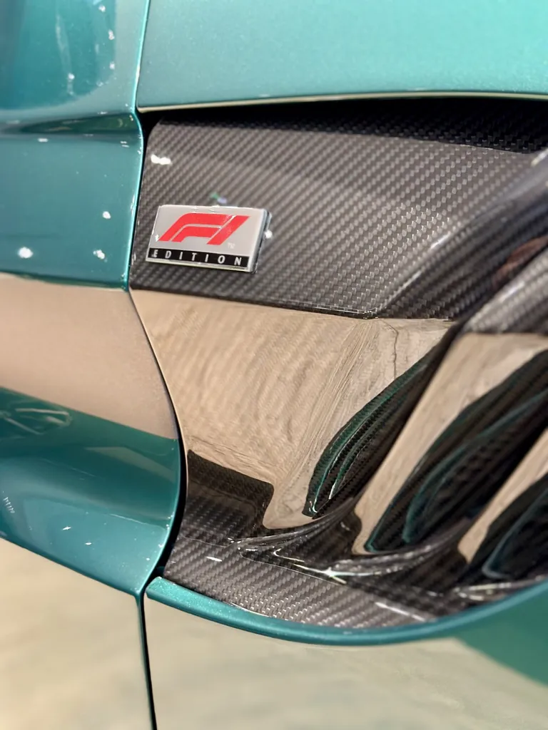 DETAILING film de protection PPF traitement céramique carrosserie Aston Martin Vantage F1 Edition 