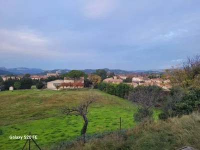 Parcelle constructible d'exception à vendre sur la commune de Maussane-les-Alpilles, en plein cœur de la vallée des baux
