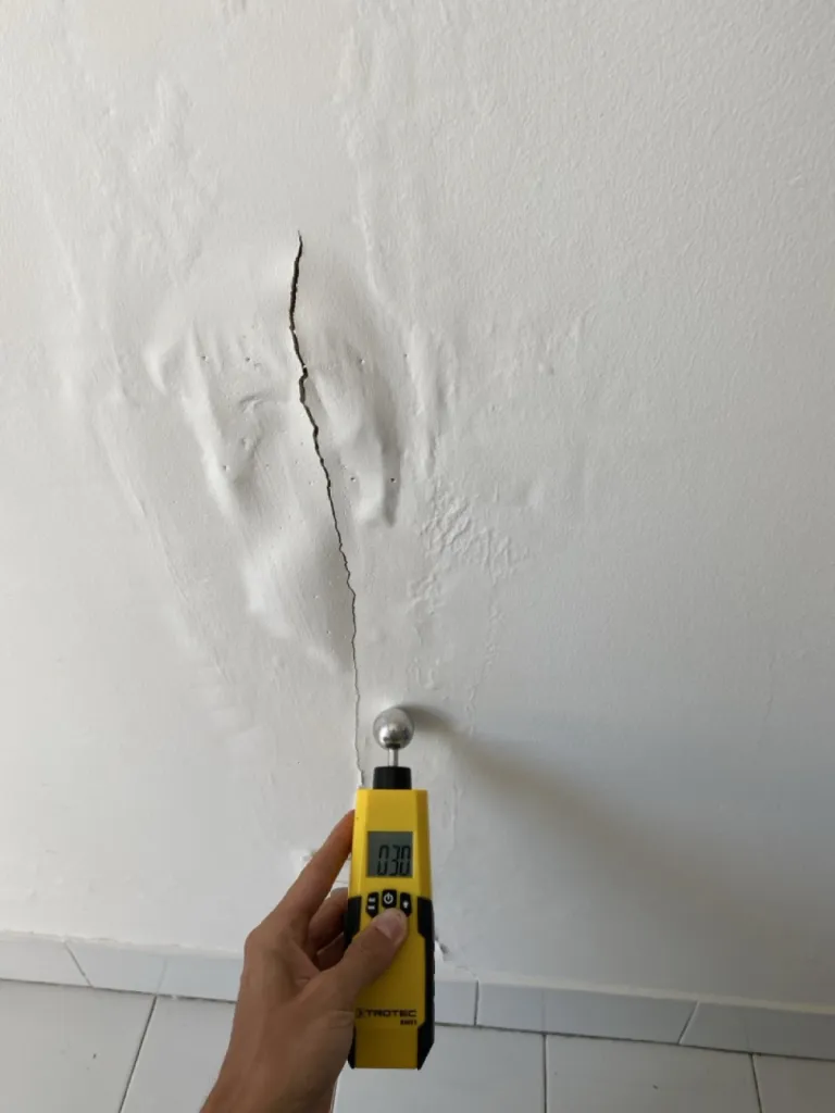 Faire intervenir un spécialiste en détection de fuite d'eau sans destruction suite à un dégât des eaux à Mérignac en Gironde