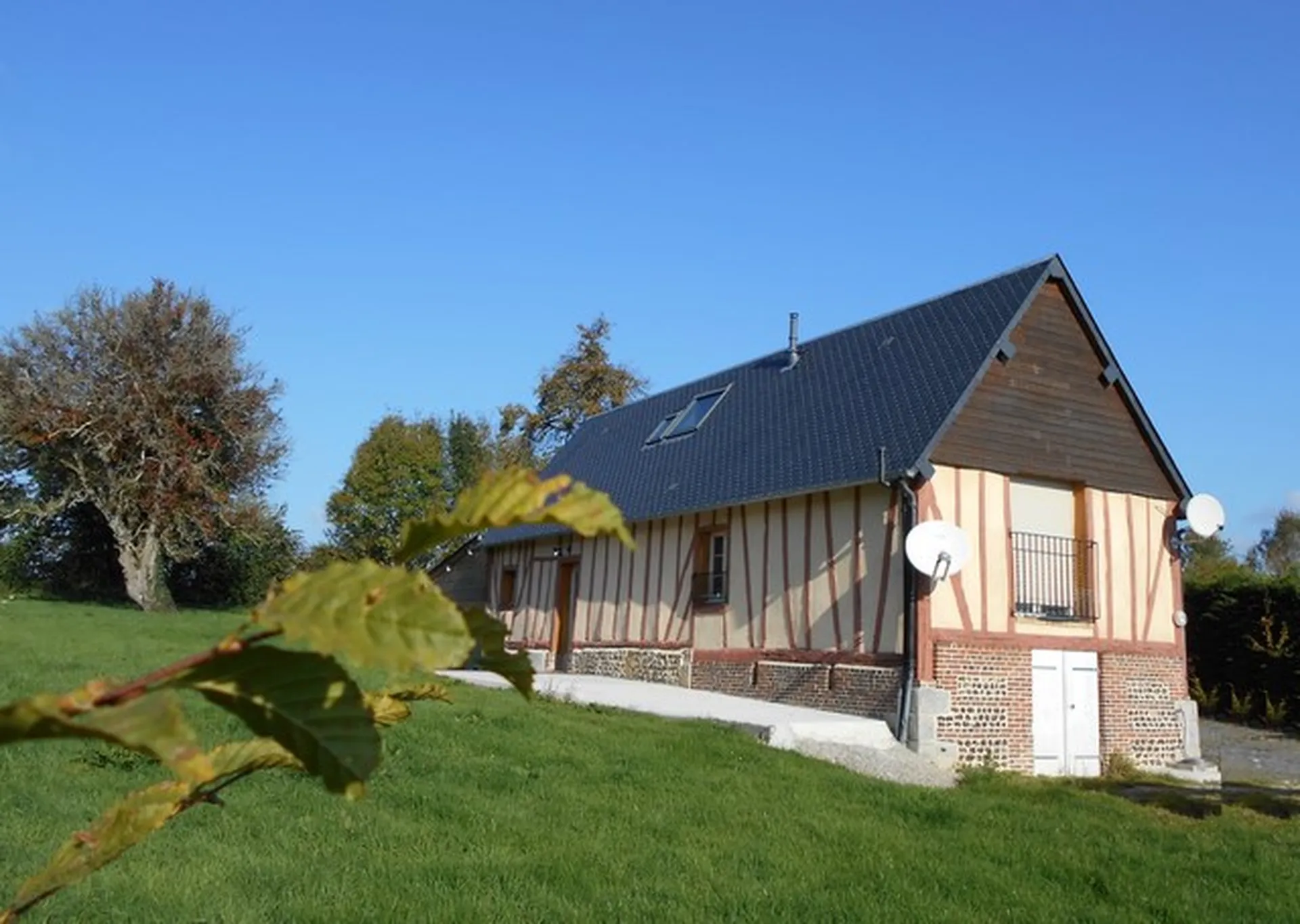 MAISON DE CAMPAGNE DANS L'ORNE