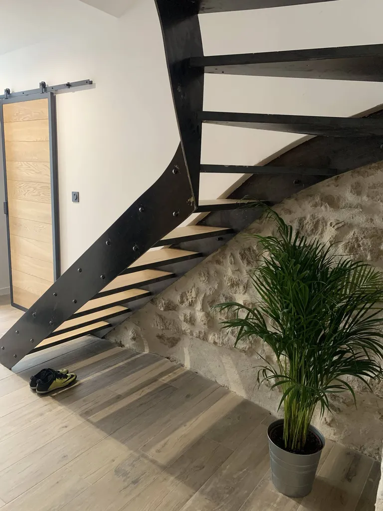 escalier quart tournant bois et acier sur mesure Marignane