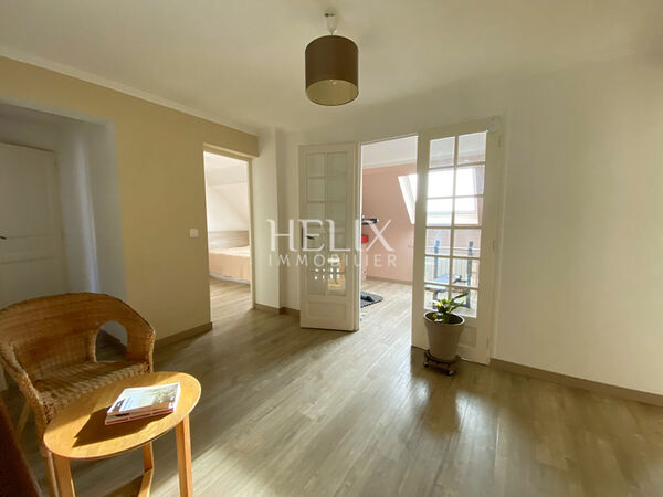 Maison 7 pièces Le Mesnil Le Roi 128 m²