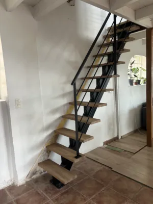 escalier en acier sur mesure lyon