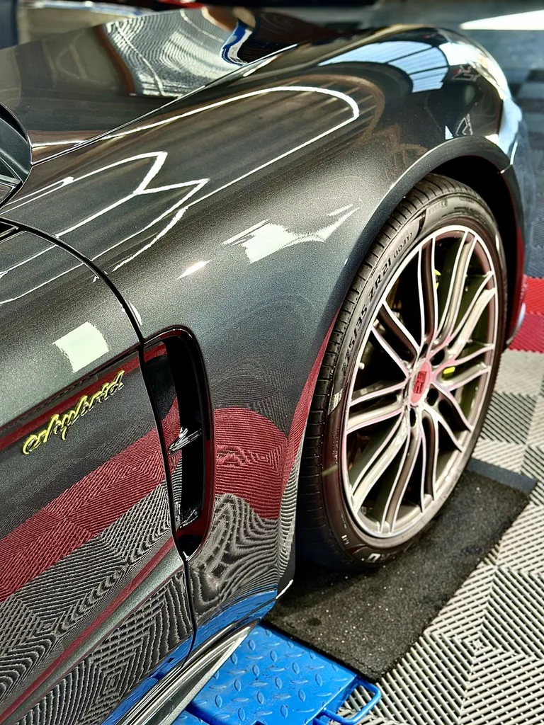 DETAILING Lyon traitement céramique carrosserie Porsche panamera 