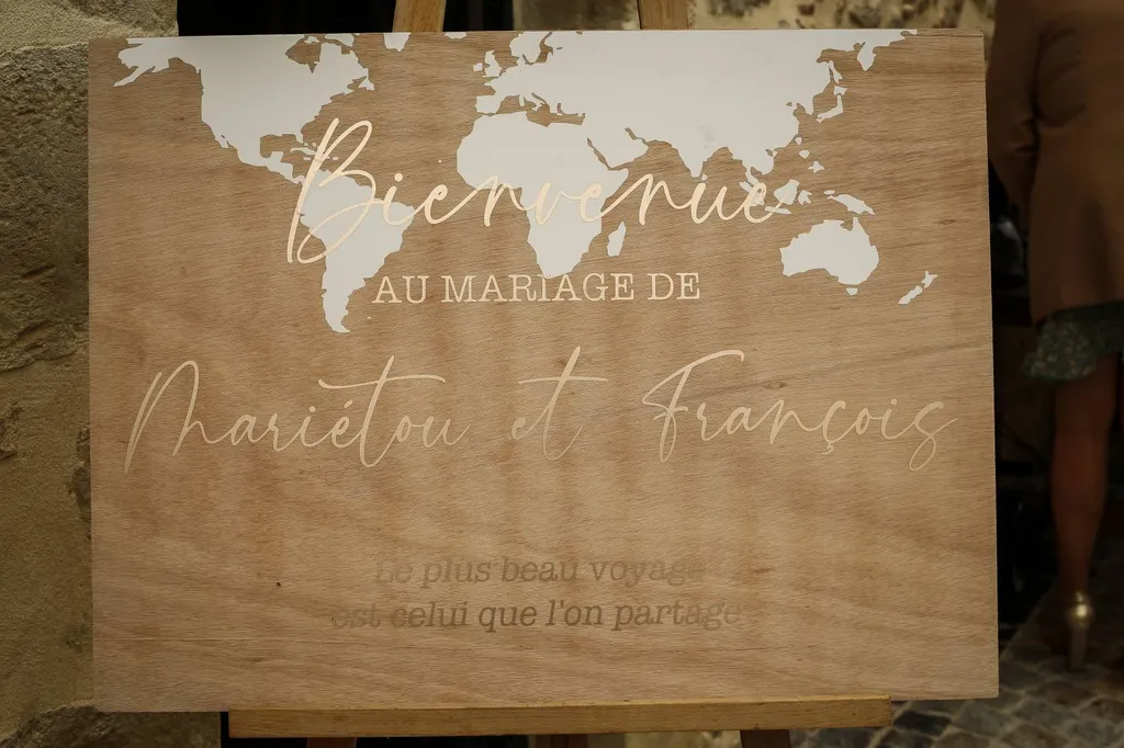 Mariétou et François : Un mariage plein d'idées dans un domaine en vieille pierre et bois dans la région Bordelaise - Les Mariages de Mademoiselle L - Christelle Petard