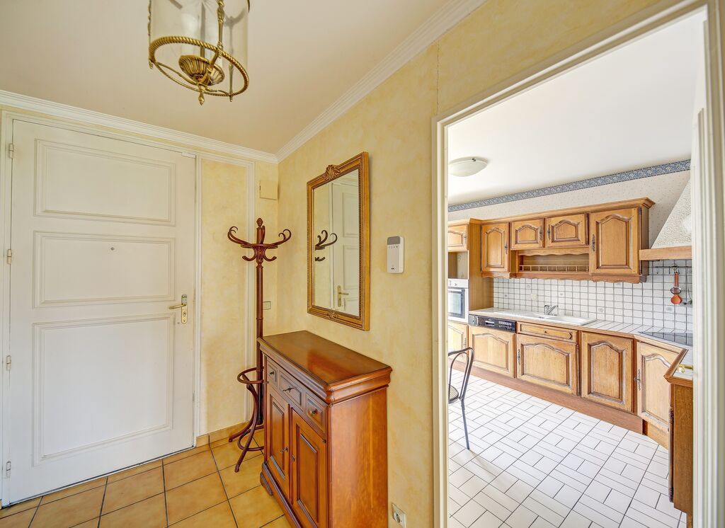 Hall d'entrée et cuisine helix Immobilier 