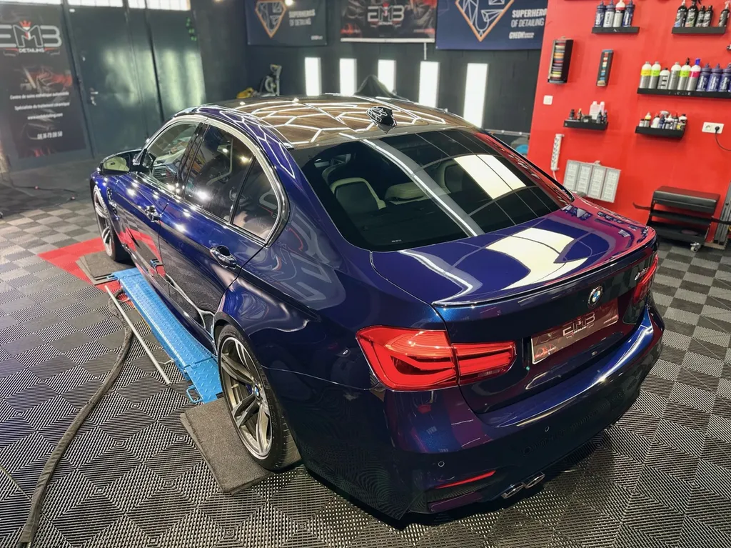 Detailing auto lyon traitement céramique carrosserie BMW M3