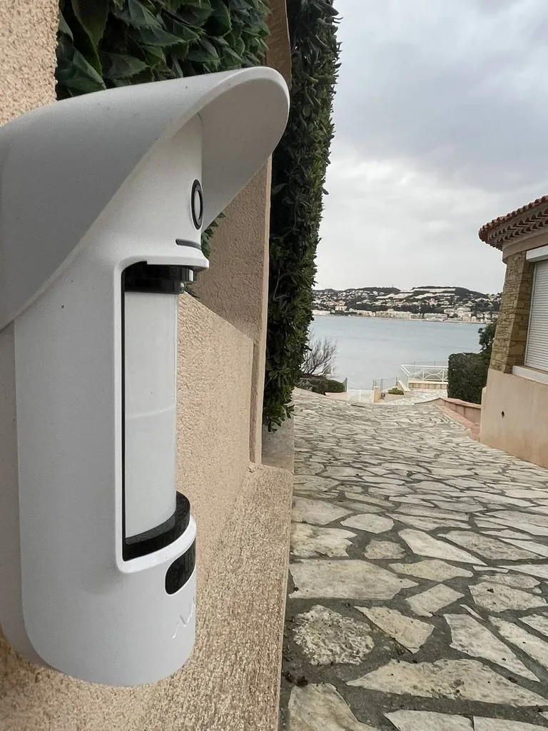 Détecteur demouvement extérieur Sanary sur Mer