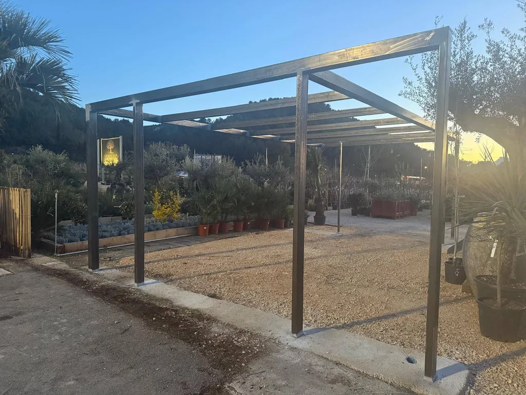pergola sur mesure pour canisse Vitrolles dans les Bouches du Rhône
