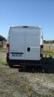 Peugeot boxer utilitaire dans le 13