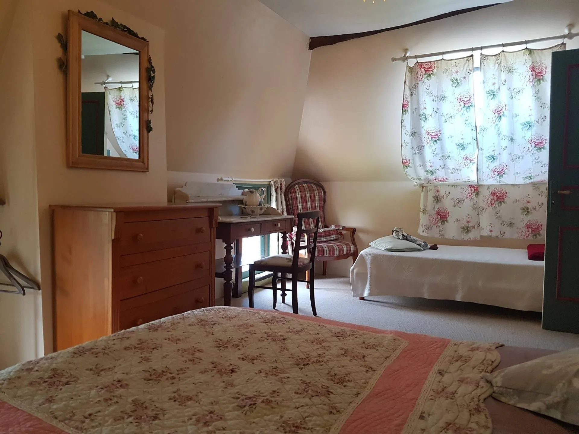 A acquérir propriété de charme à proximité des commerces 14590 MOYAUX