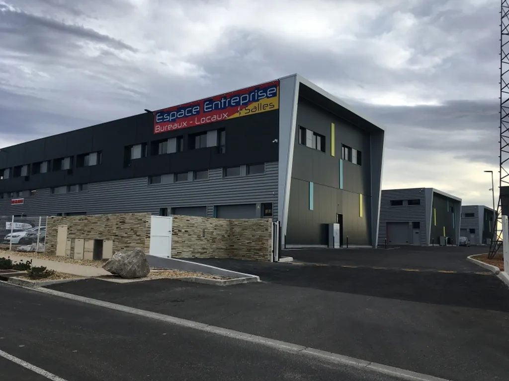 Maîtrise d’œuvre pour la construction d’un village d’entreprises mixte de 4 400 m² à Montpellier 34