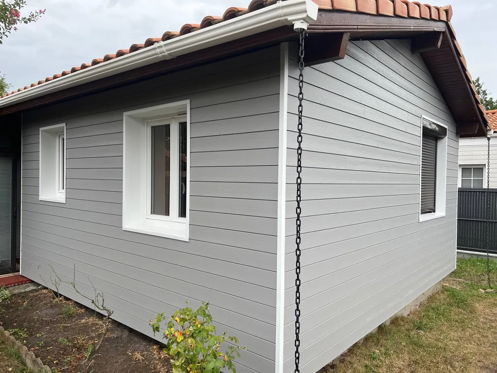 Trouver une entreprise pour la rénovation de chalets en bois situé aux environs de Biscarrosse