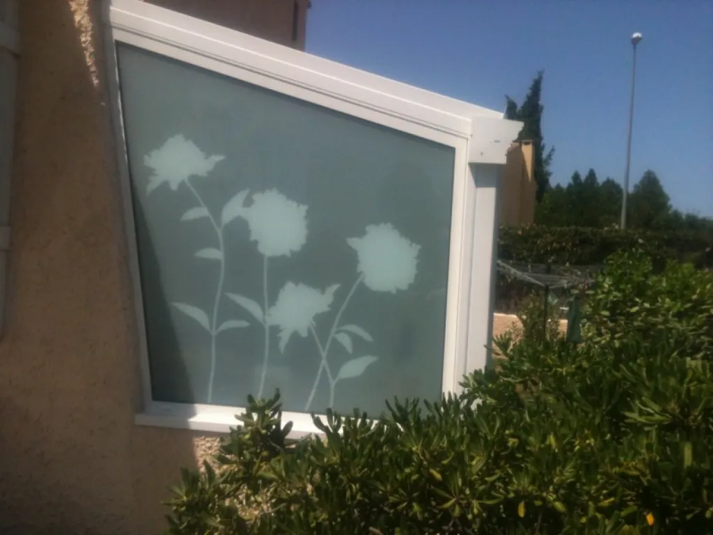 Véranda sur mesure moderne à Eyguieres