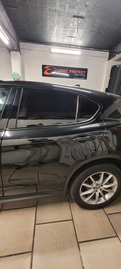 Suppression de Chrome sur éléments extérieurs de véhicules