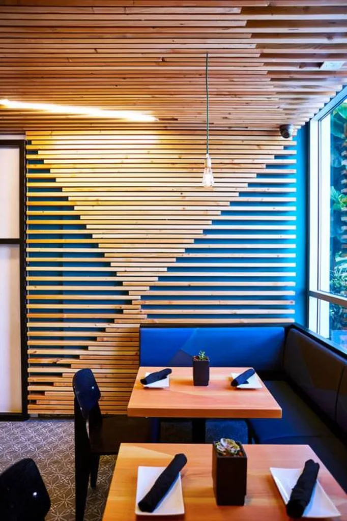 ADELAKT TERRE DU MONDE- UMAMI BURGER SANTA MONICA