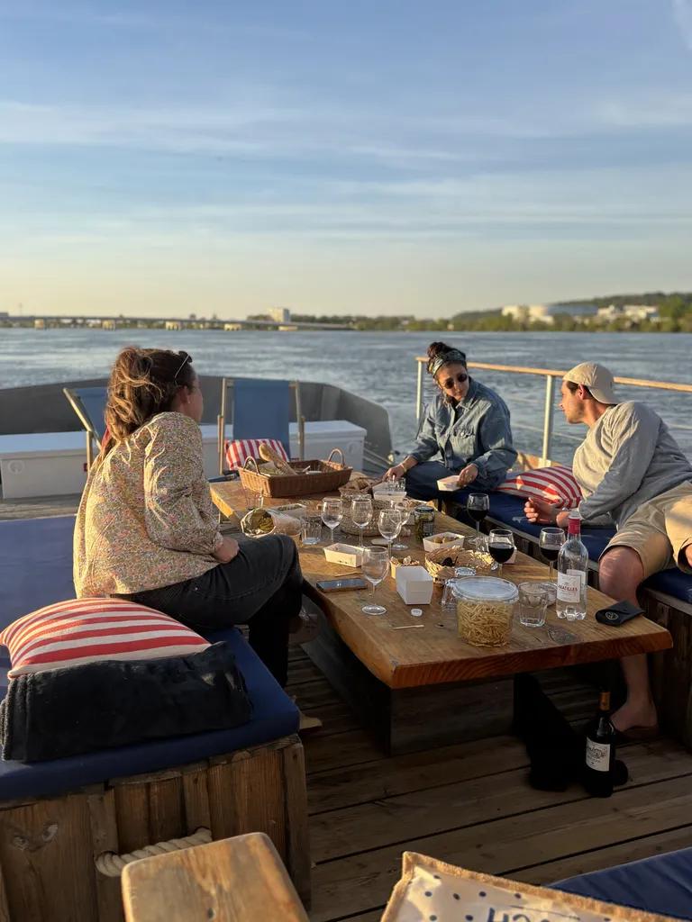 Apéro sur l'eau à Bordeaux