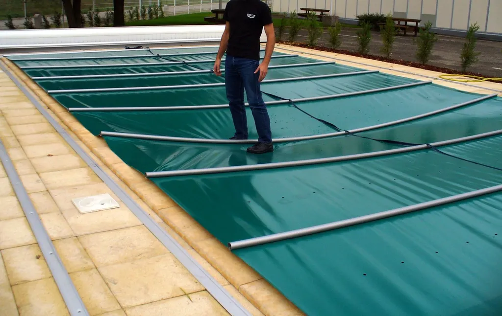 COUVERTURE A BARRES WALU POOL MODELE ADVANTAGE