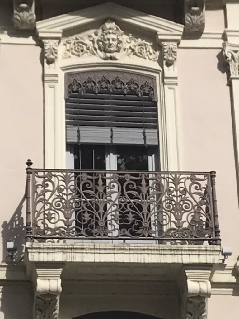 Fabrication de jalousie lyonnaise à Lyon 
