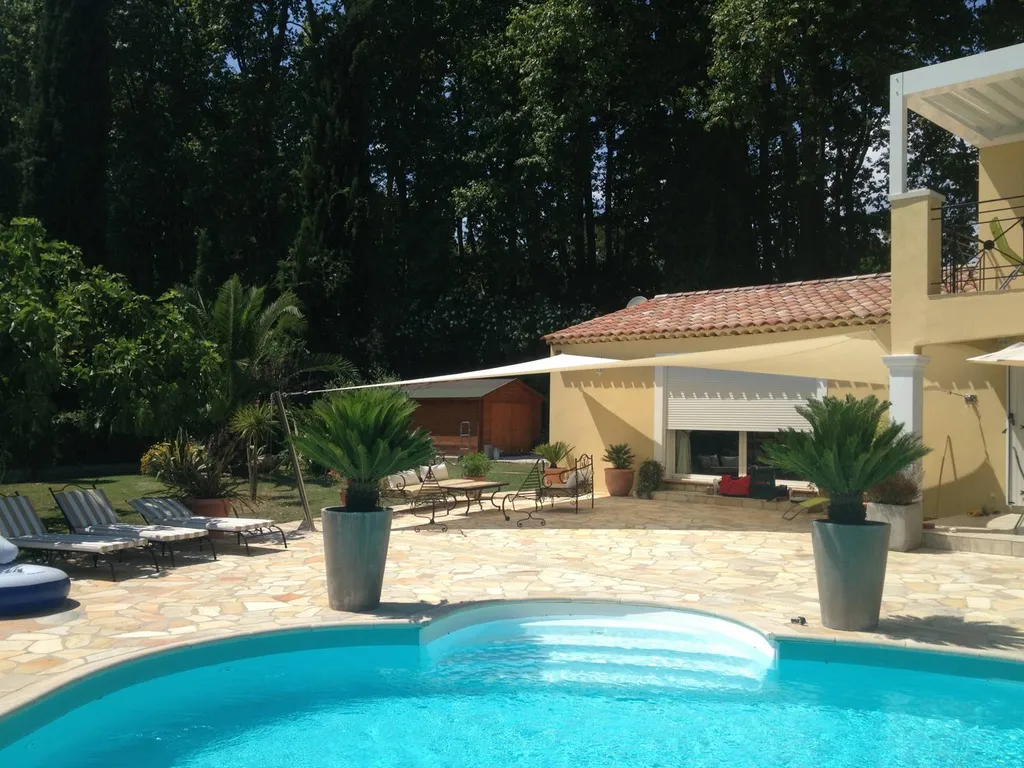 Voile d'ombrage La Crau 