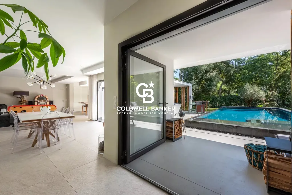Hossegor - villa d’architecte confidentielle avec piscine à débordement
