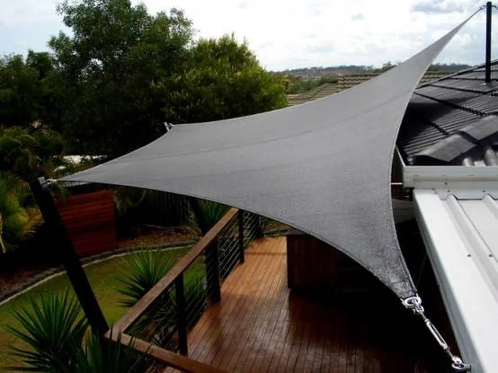 Installateur de voile d'ombrage sur mesure à Paris 
