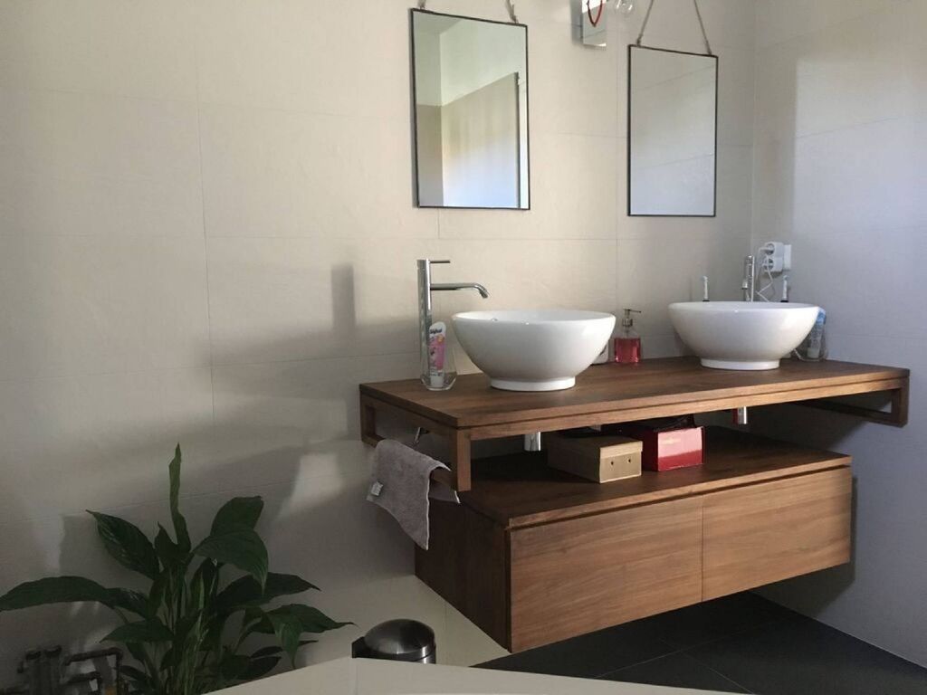 Maison T5 Cassis au calme, dans clos privé, avec piscine et parkings 