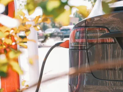 Normes et obligations pour installer une borne de recharge à domicile chez soi à Gujan-Mestras sur le Bassin d’Arcachon