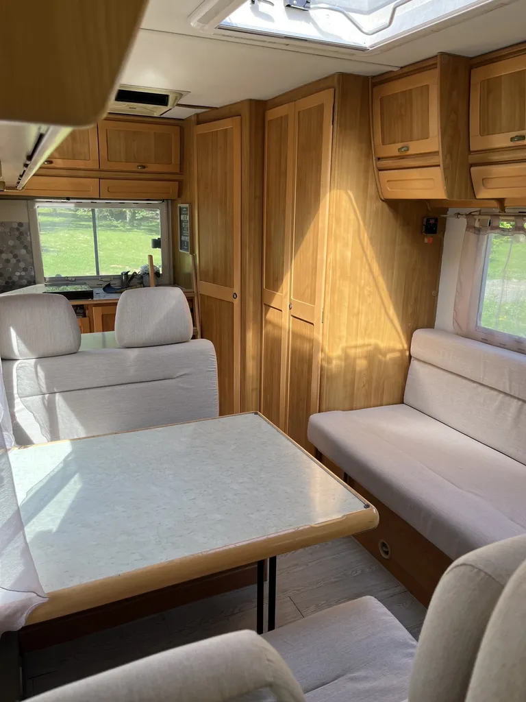 Rénovation d’un intérieur de camping car proche de Bordeaux