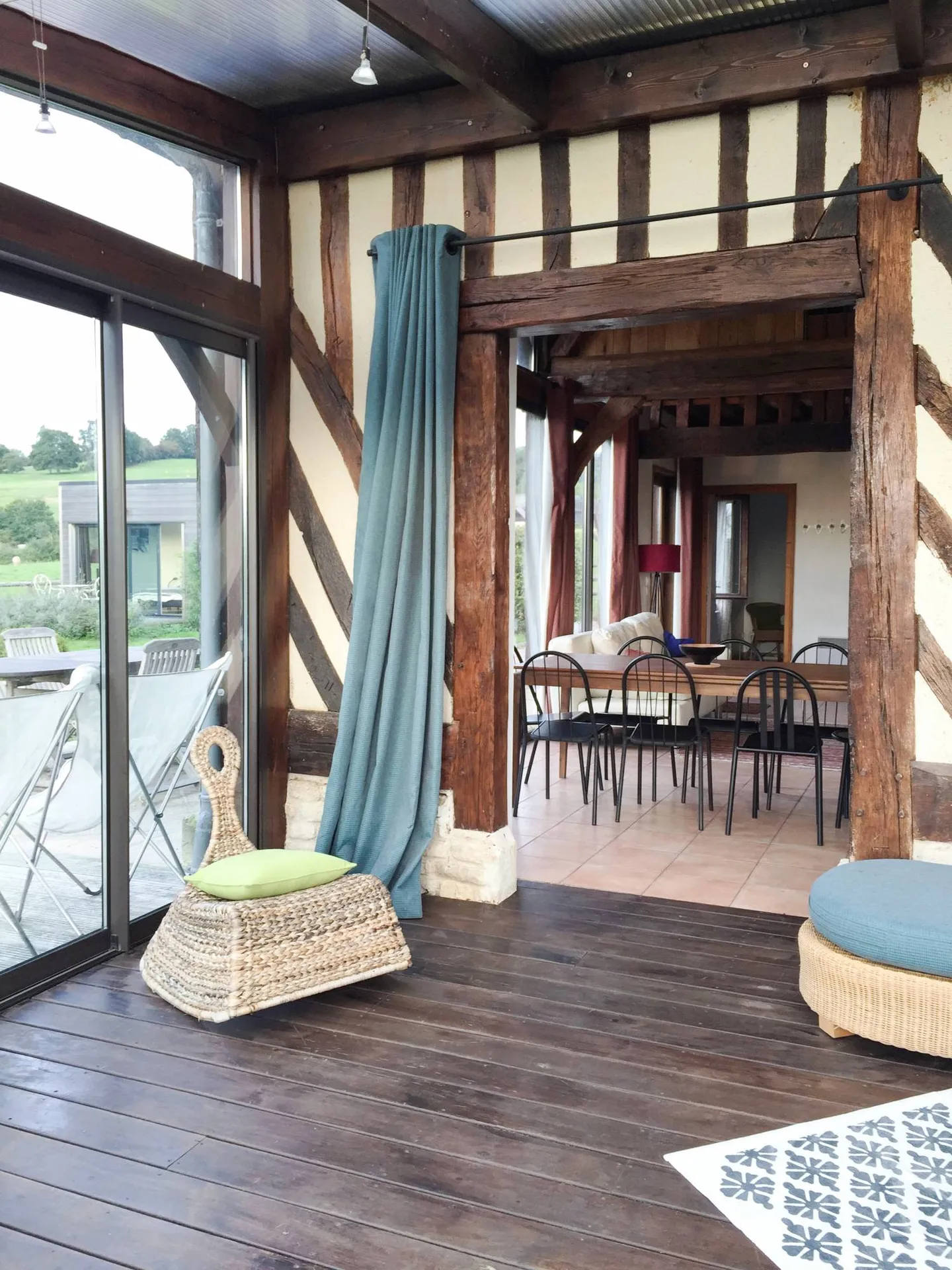 Maison d'habitation avec piscine