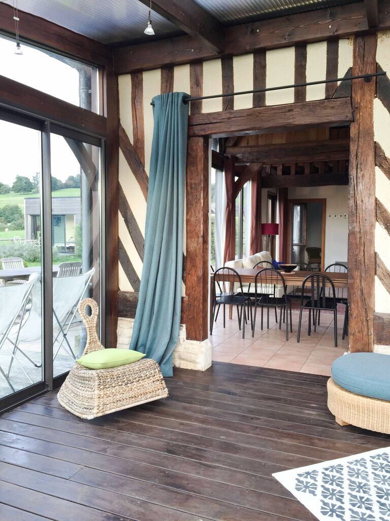 Maison d'habitation avec piscine