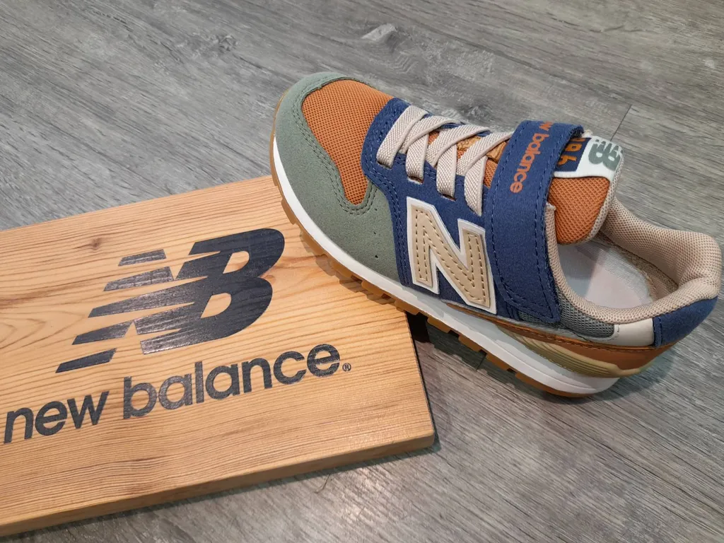 NEW BALANCE à LACETS pour enfant à LIBOURNE