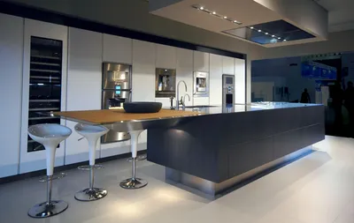 Plan de travail inox : les avantages dans une cuisine à Nice dans les Alpes-Maritimes 