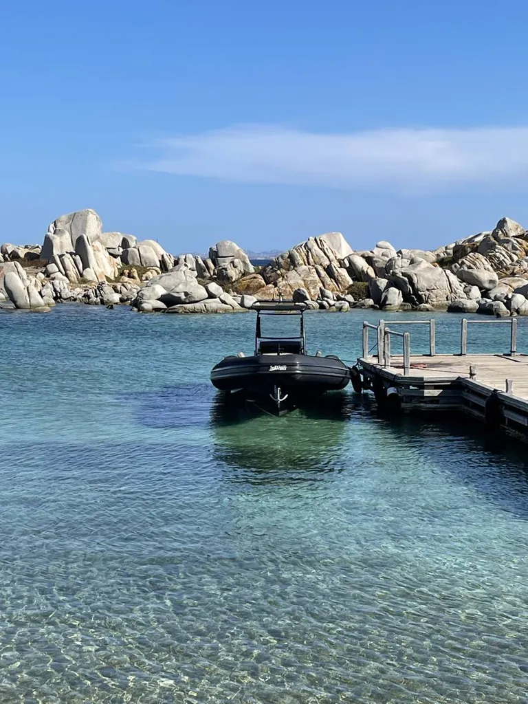 Semi rigide d'occasion a vendre dans les Côtes d'Armor