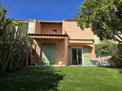 Rénovation complète de mazet avec restauration de l'isolation, de la menuiserie et de la climatisation à Gonfaron dans le Var