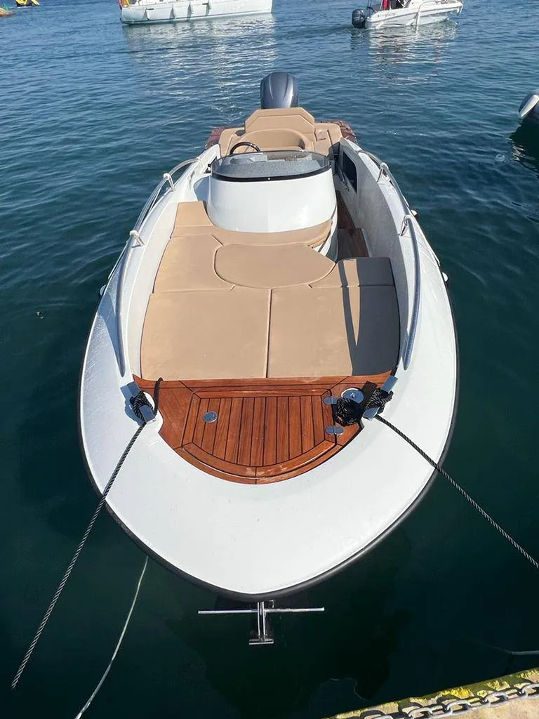 Louer un bateau à moteur au départ de Bandol