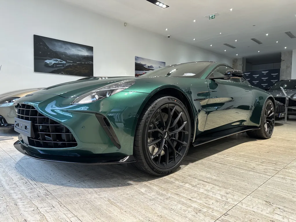 Film de protection PPF Aston Martin Vantage spécialiste de la protection carrosserie sur l’Ouest Lyonnais proche Tassin la demi lune 