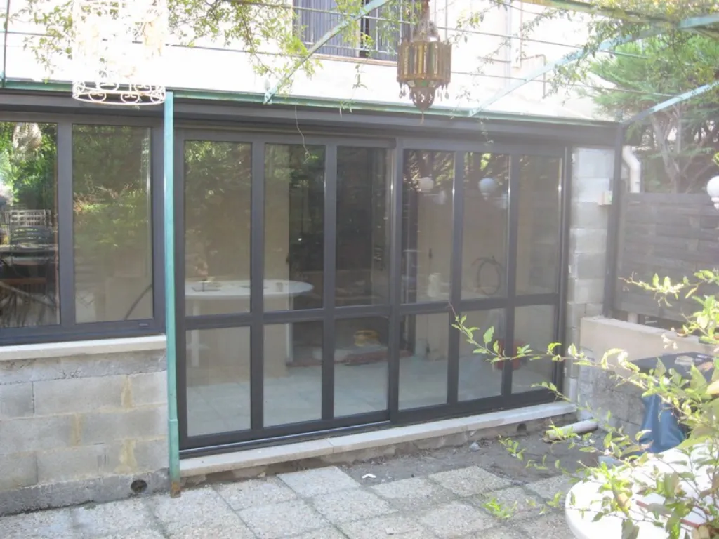 Coulissant 2 vantaux avec traverse noir sablé Vaison la romaine 